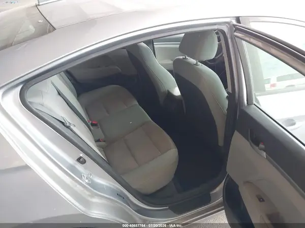 5NPD74LF1HH079830 2017 HYUNDAI ELANTRA - Image 8