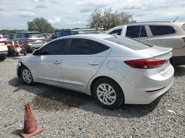 5NPD74LF1HH084042 2017 HYUNDAI ELANTRA - Image 2