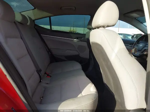 5NPD74LF1HH090133 2017 HYUNDAI ELANTRA - Image 8