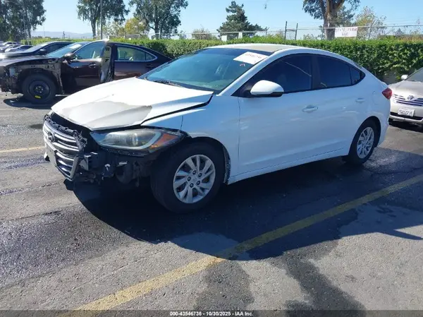 5NPD74LF1HH094554 2017 HYUNDAI ELANTRA - Image 2