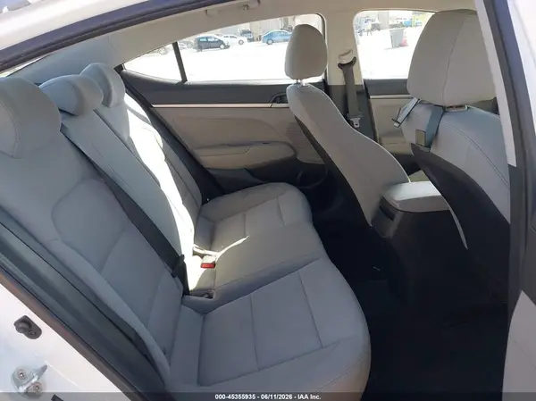 5NPD74LF1HH095560 2017 HYUNDAI ELANTRA - Image 8