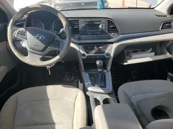 5NPD74LF1HH102975 2017 HYUNDAI ELANTRA - Image 8
