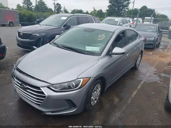 5NPD74LF1HH105956 2017 HYUNDAI ELANTRA - Image 2