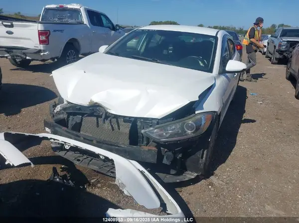5NPD74LF1HH108629 2017 HYUNDAI ELANTRA - Image 2