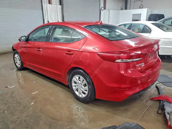 5NPD74LF1HH111918 2017 HYUNDAI ELANTRA - Image 2
