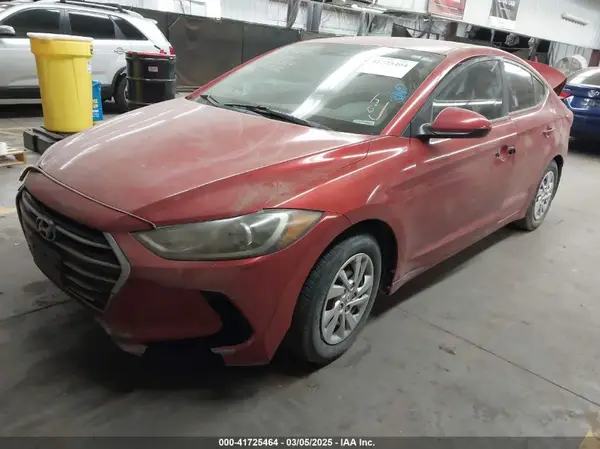 5NPD74LF1HH112826 2017 HYUNDAI ELANTRA - Image 2