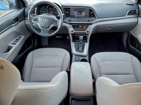 5NPD74LF1HH129383 2017 HYUNDAI ELANTRA - Image 8