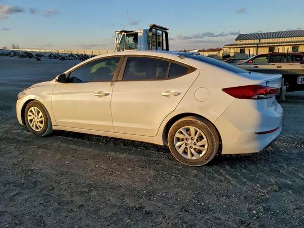5NPD74LF1HH136723 2017 HYUNDAI ELANTRA - Image 2