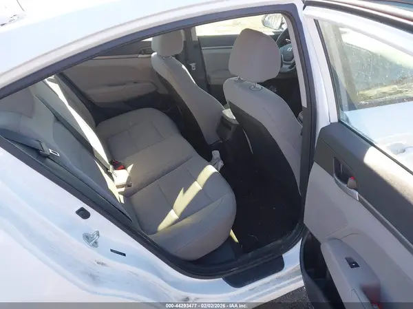 5NPD74LF1HH137144 2017 HYUNDAI ELANTRA - Image 8