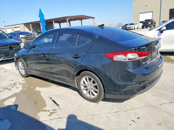 5NPD74LF1HH138441 2017 HYUNDAI ELANTRA - Image 2