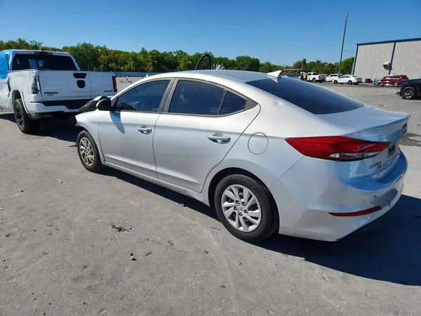 5NPD74LF1HH143753 2017 HYUNDAI ELANTRA - Image 2