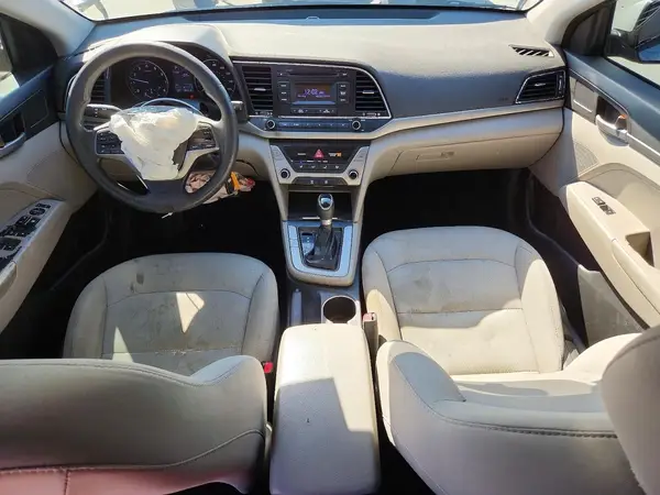 5NPD74LF1HH143753 2017 HYUNDAI ELANTRA - Image 8
