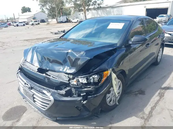 5NPD74LF1HH143834 2017 HYUNDAI ELANTRA - Image 2