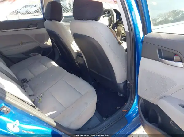 5NPD74LF1HH147902 2017 HYUNDAI ELANTRA - Image 8