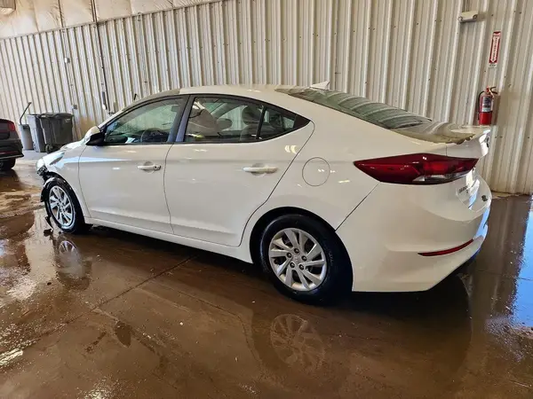 5NPD74LF1HH155059 2017 HYUNDAI ELANTRA - Image 2