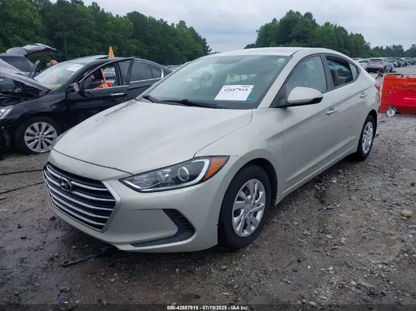 5NPD74LF1HH162044 2017 HYUNDAI ELANTRA - Image 2