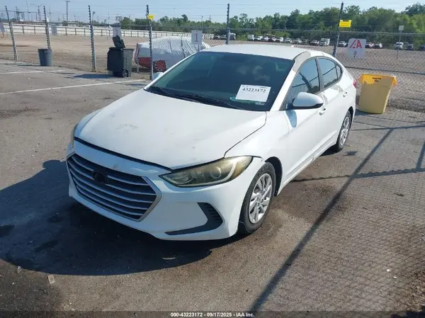 5NPD74LF1HH162268 2017 HYUNDAI ELANTRA - Image 2