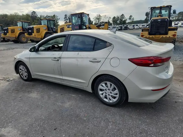 5NPD74LF1HH164313 2017 HYUNDAI ELANTRA - Image 2