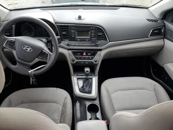 5NPD74LF1HH164702 2017 HYUNDAI ELANTRA - Image 8