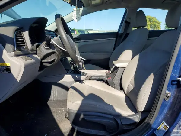 5NPD74LF1HH167129 2017 HYUNDAI ELANTRA - Image 8