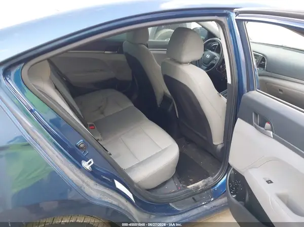 5NPD74LF1HH172556 2017 HYUNDAI ELANTRA - Image 8