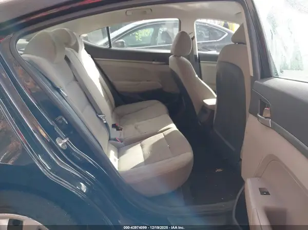 5NPD74LF1HH183668 2017 HYUNDAI ELANTRA - Image 8