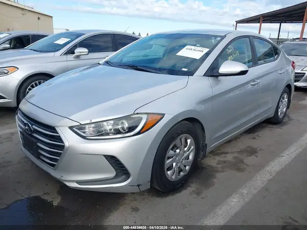 5NPD74LF1HH189003 2017 HYUNDAI ELANTRA - Image 2