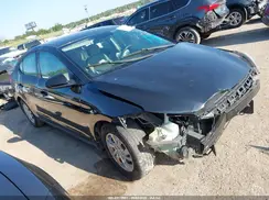 5NPD74LF1HH192466 2017 HYUNDAI ELANTRA