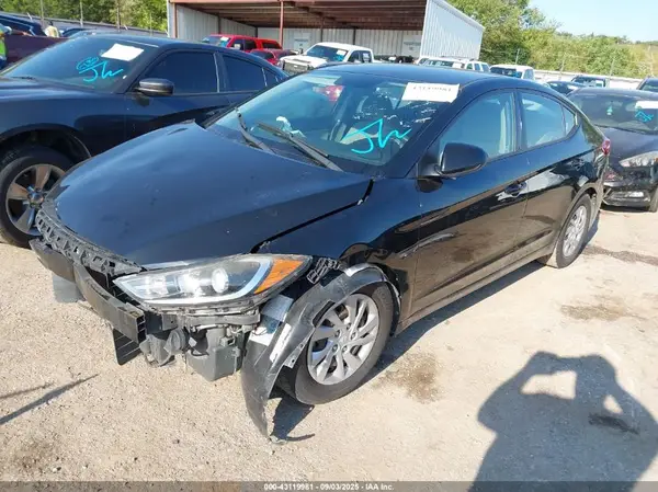 5NPD74LF1HH192466 2017 HYUNDAI ELANTRA - Image 2