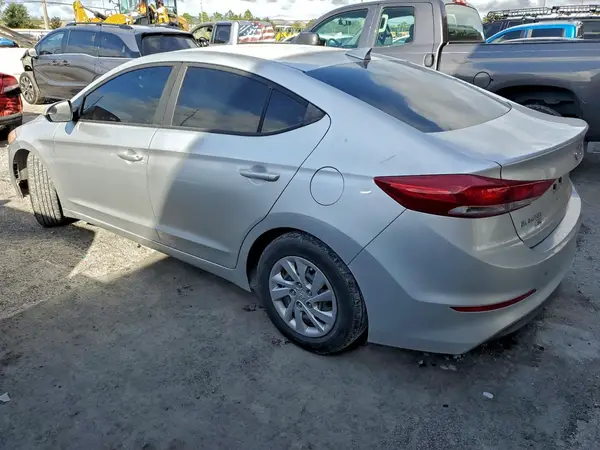 5NPD74LF1HH195688 2017 HYUNDAI ELANTRA - Image 2