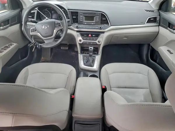 5NPD74LF1HH201067 2017 HYUNDAI ELANTRA - Image 8