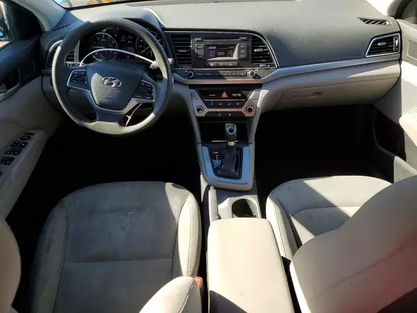 5NPD74LF1HH201814 2017 HYUNDAI ELANTRA - Image 8