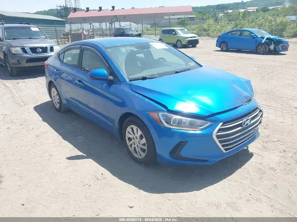 5NPD74LF1HH212702 2017 HYUNDAI ELANTRA - Image 1