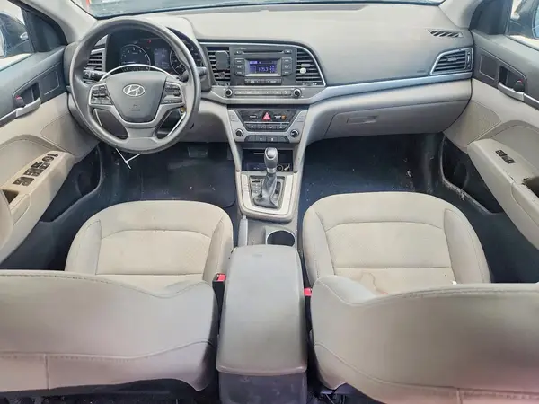 5NPD74LF1JH215427 2018 HYUNDAI ELANTRA - Image 8