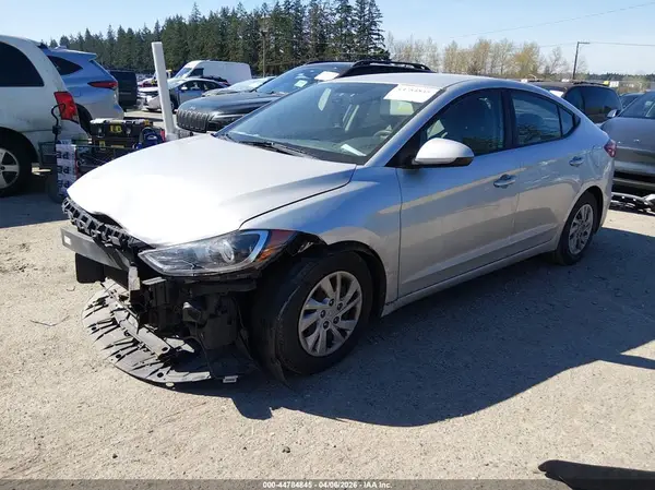 5NPD74LF1JH217906 2018 HYUNDAI ELANTRA - Image 2