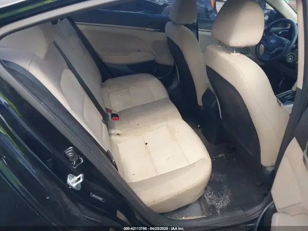 5NPD74LF1JH218604 2018 HYUNDAI ELANTRA - Image 8