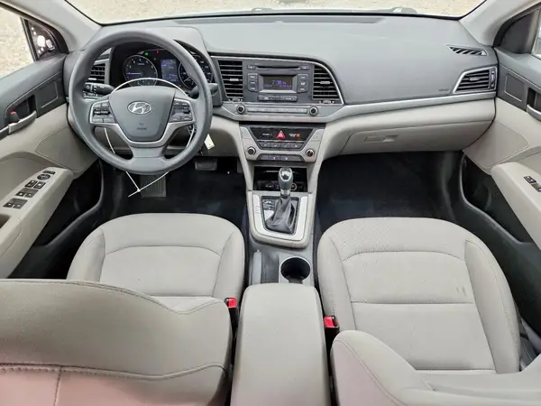 5NPD74LF1JH223883 2018 HYUNDAI ELANTRA - Image 8