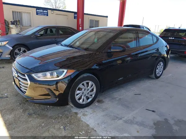 5NPD74LF1JH229005 2018 HYUNDAI ELANTRA - Image 2