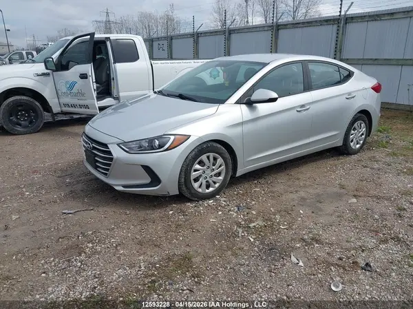 5NPD74LF1JH232096 2018 HYUNDAI ELANTRA - Image 2