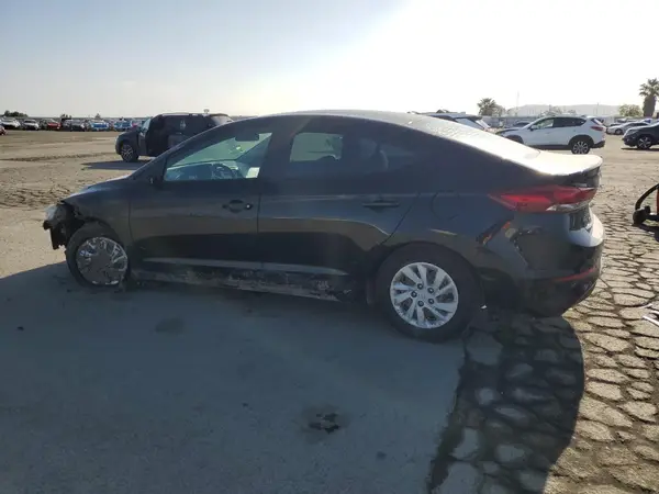 5NPD74LF1JH238366 2018 HYUNDAI ELANTRA - Image 2