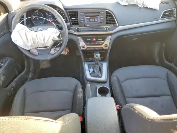 5NPD74LF1JH240389 2018 HYUNDAI ELANTRA - Image 8