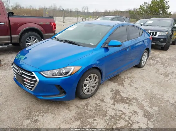 5NPD74LF1JH242210 2018 HYUNDAI ELANTRA - Image 2