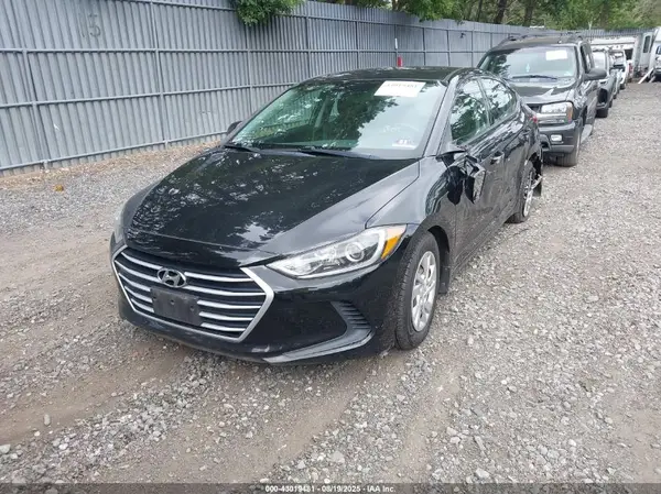 5NPD74LF1JH249318 2018 HYUNDAI ELANTRA - Image 2