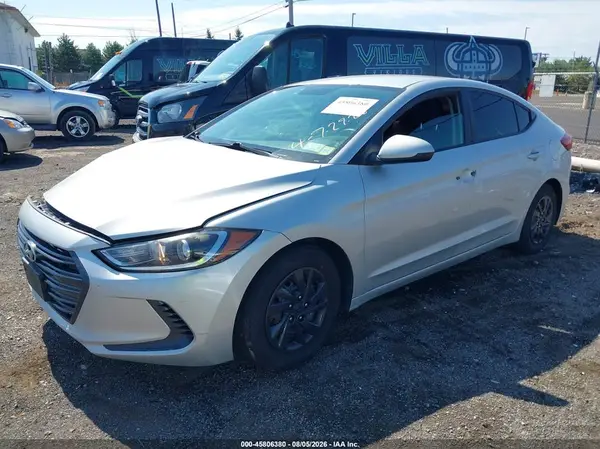 5NPD74LF1JH273151 2018 HYUNDAI ELANTRA - Image 2