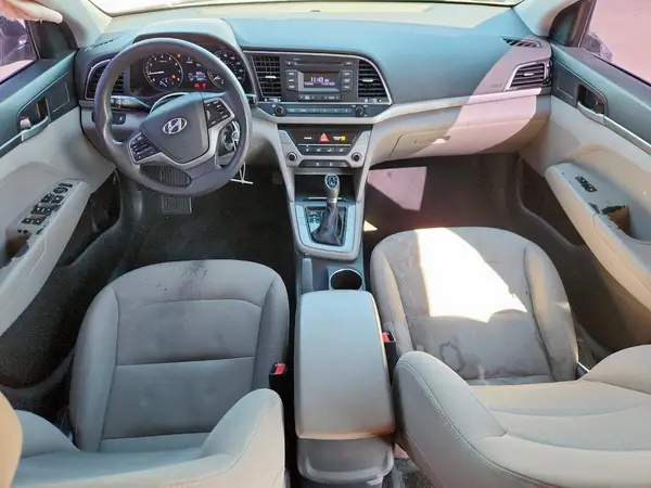 5NPD74LF1JH273375 2018 HYUNDAI ELANTRA - Image 8