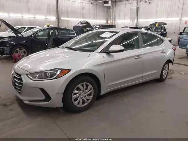 5NPD74LF1JH276888 2018 HYUNDAI ELANTRA - Image 2