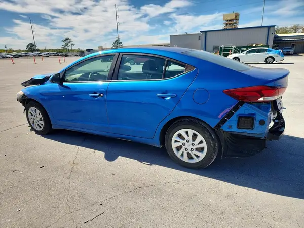 5NPD74LF1JH276969 2018 HYUNDAI ELANTRA - Image 2