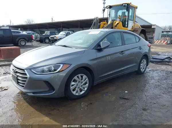 5NPD74LF1JH278155 2018 HYUNDAI ELANTRA - Image 2