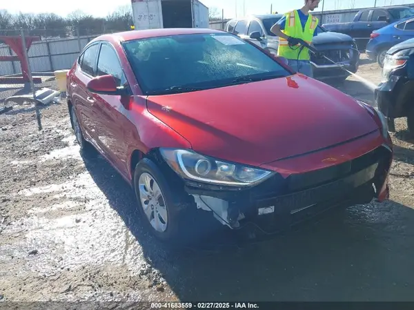 5NPD74LF1JH278219 2018 HYUNDAI ELANTRA - Image 1