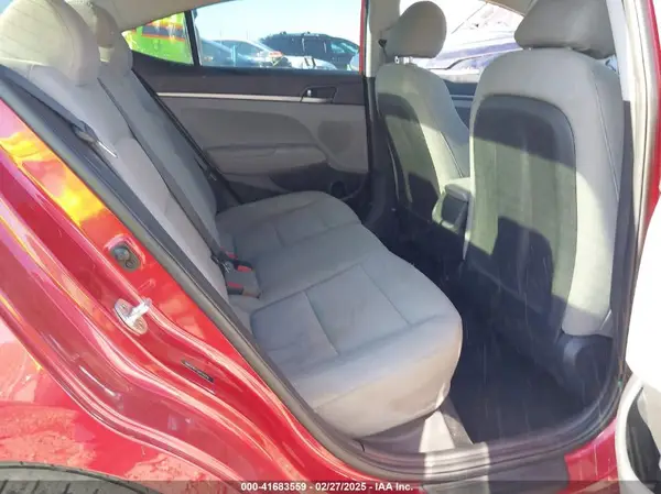 5NPD74LF1JH278219 2018 HYUNDAI ELANTRA - Image 8